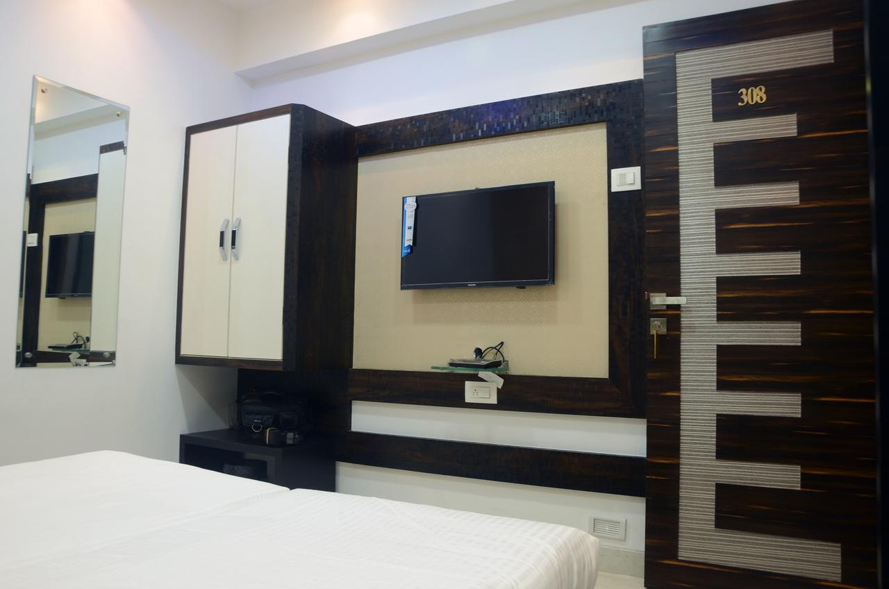 Hotel Modern Mumbai Dış mekan fotoğraf