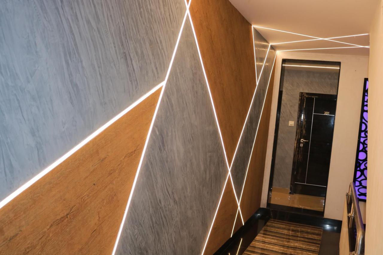 Hotel Modern Mumbai Dış mekan fotoğraf